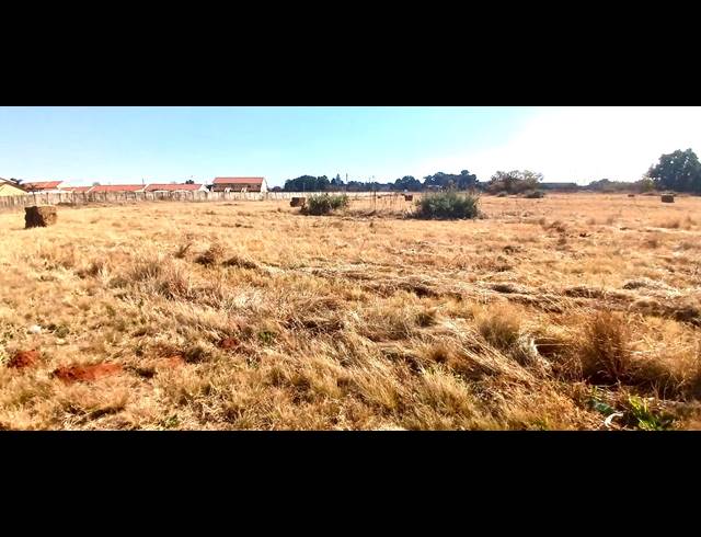 16,097M² VACANT LAND FOR SALE IN KOOKRUS